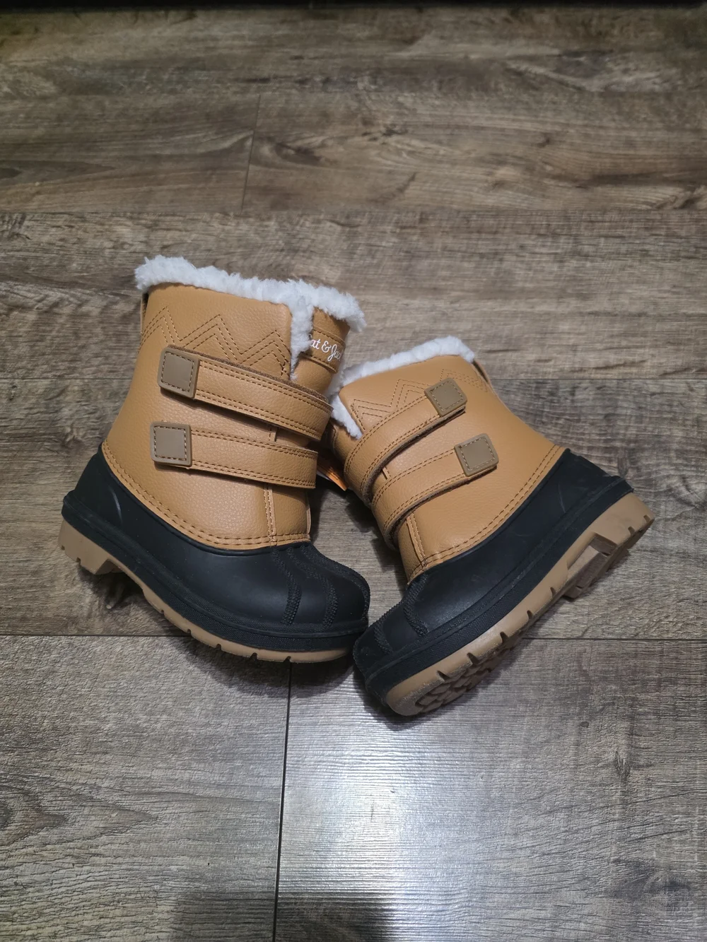 Cat & Jack Tan & Black Winter Boots Toddler 8